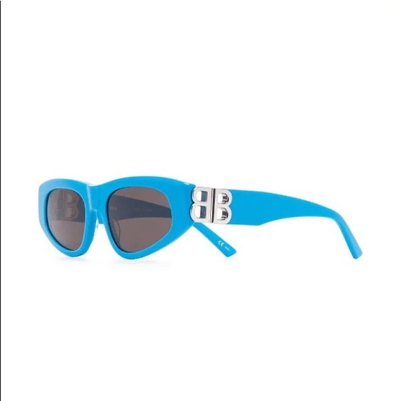 Balenciaga Accessories - Authentic Balenciaga Eyewear
Dynasty D-frame sunglasses BB0095s